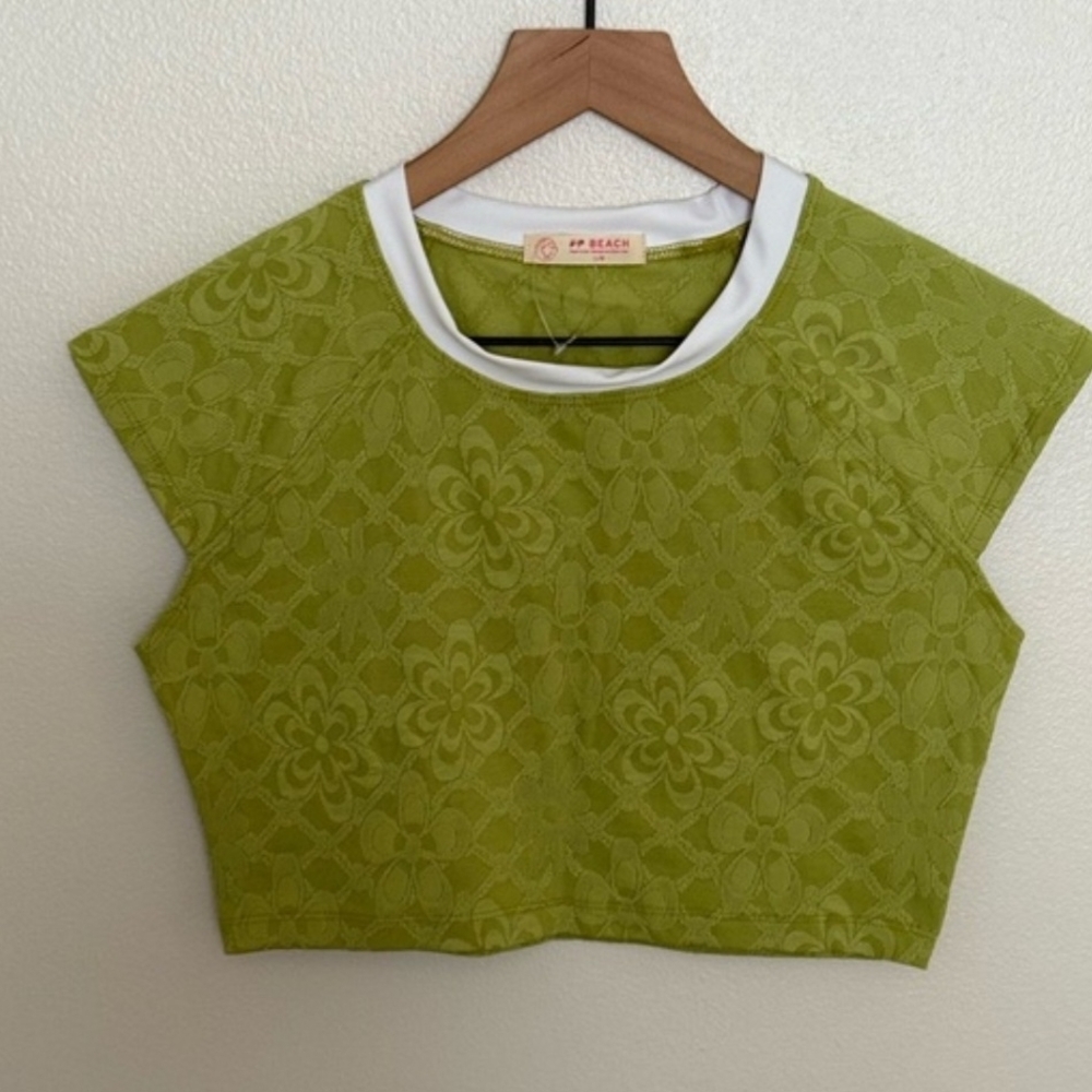 Free People The Sonny Tee In Fern Textured Crop Tank with White Trim - Picture 2 of 2